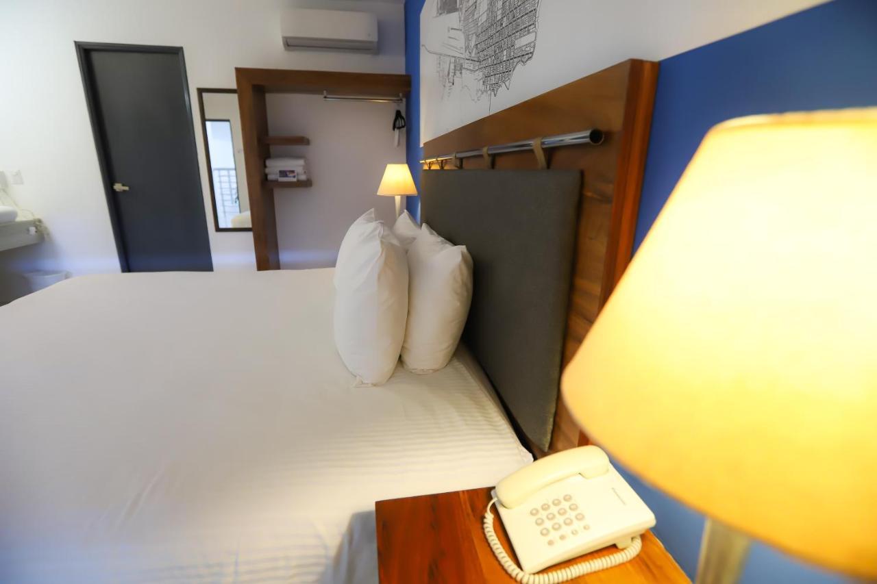 ホテル Tryp By Wyndham チェトゥマル エクステリア 写真